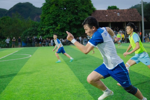 否用实际行